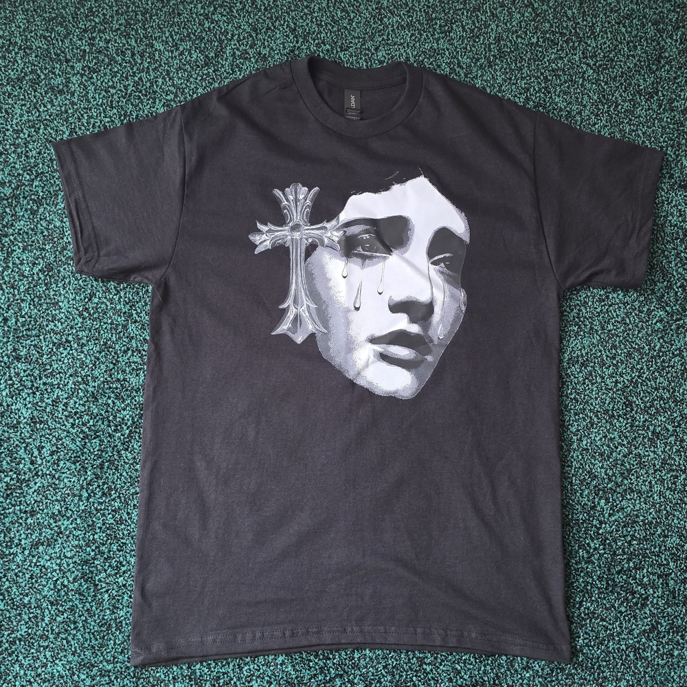 Gildan Charcoal T-Shirt with Artistic Face and Cross Design